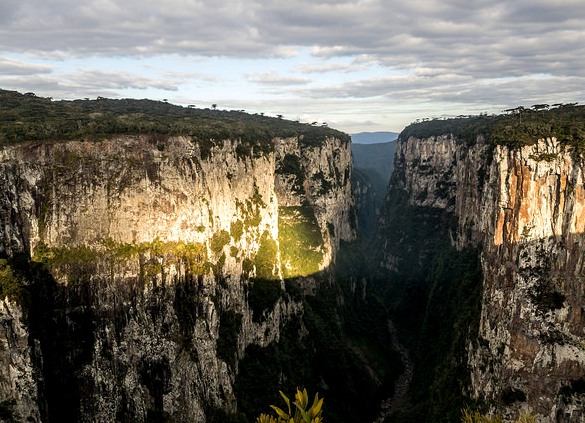  Itaimbezinho Canyon, Cambará do Sul, Rio Grande do Sul, Brazil