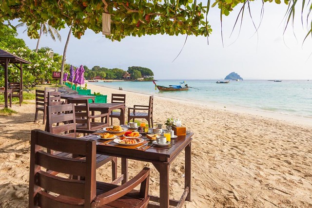 Laem Thong Beach from PP Erawan Palms Resort, East Coast, Phi Phi Don, Phi Phi Island, Thailand