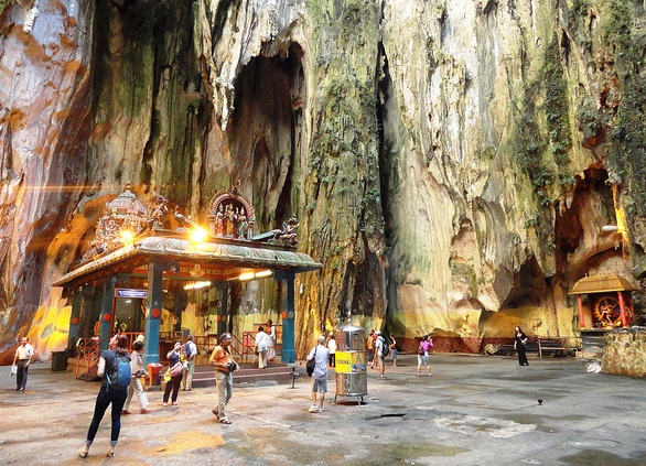 Guida alle Batu Caves e le Più Belle Escursioni a Kuala Lumpur