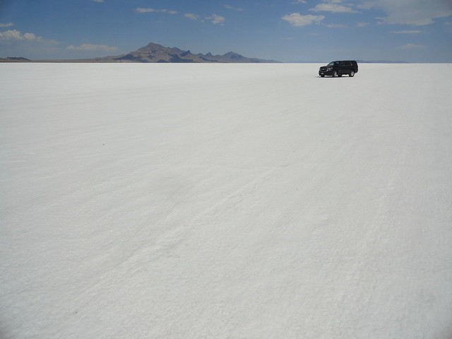 Driving in the heart of Bonneville Salt Flats, Utah