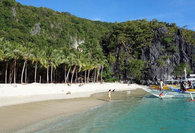 7 Commando Beach, Bacuit Bay, El Nido, Palawan, Philippines