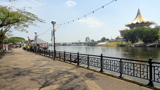 Il Waterfront (Esplanade): la Più Bella Attrazione da Vedere a Kuching | Le 6 Attrazioni Più Belle da Vedere a Kuching