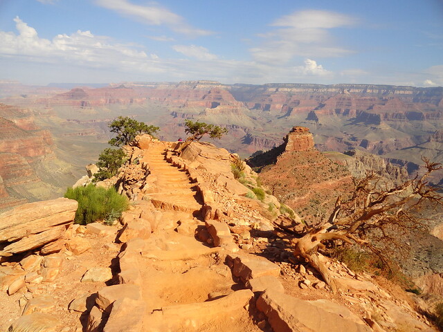 Escursione a Cedar Ridge sul South Kaibab Trail nel Grand Canyon National Park in Arizona