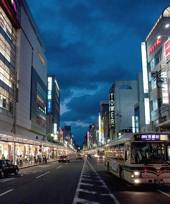 Bus along Shijo-dori near Kawaramachi-dori, Kyoto City Center, Kyoto, Japan