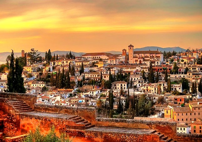 L’Albayzín: il Vecchio e Fascinoso Quartiere Arabo di Granada