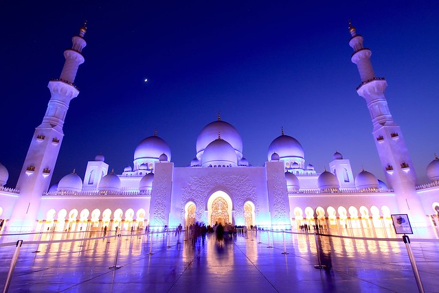 Impressive Sheikh Zayed Grand Mosque, Abu Dhabi, UAE