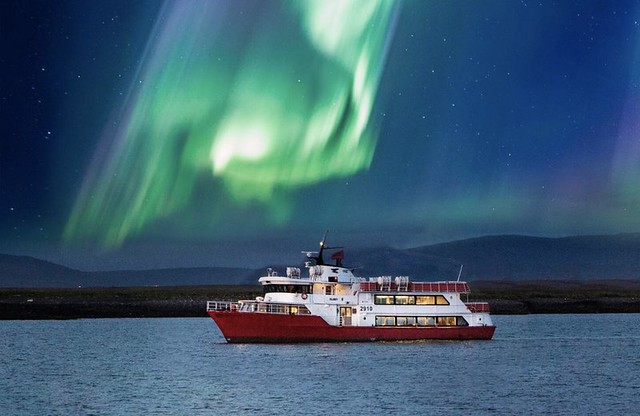 Northern Light Cruise, Faxaflói Bay, Reykjavík, Iceland