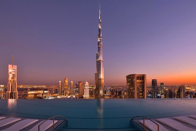 Burj Khalifa and Downtown Dubai from Level 54 Infinity Pool, Address Sky View Hotel, Dubai, UAE