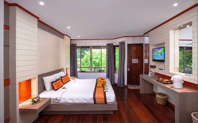 Phi Phi Natural Resort: il Miglior Albergo Economico Dove Dormire a Phi Phi Island