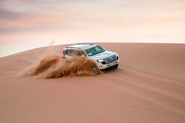 4WD Desert Safari, Abu Dhabi, UAE