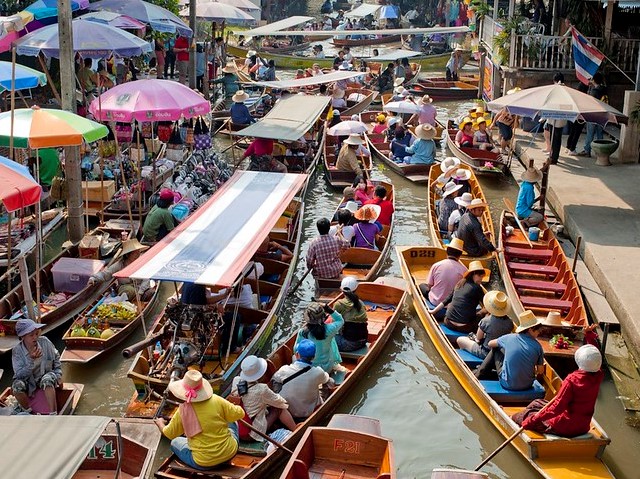 Le 5 Più Belle Escursioni da Bangkok ai Mercati Galleggianti ed a Ayutthaya