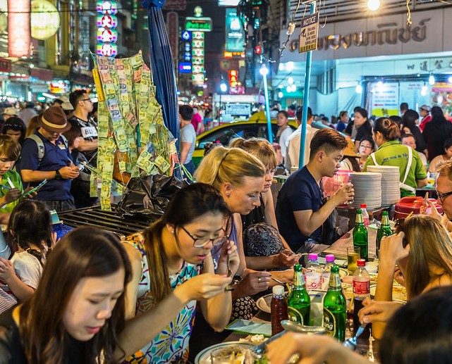 Street Restaurant, Chinatown, Bangkok, Thailand