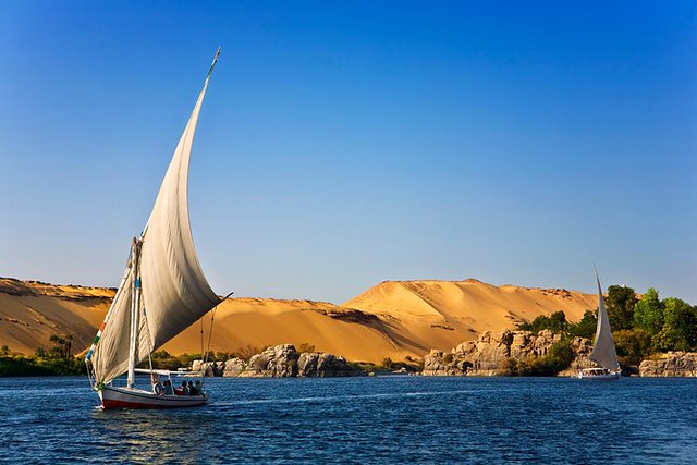 From Luxor to Aswan: One-Way Transfer by Private Car with Driver from Luxor to Aswan with Visits to Edfu, Kom Ombo and Philae