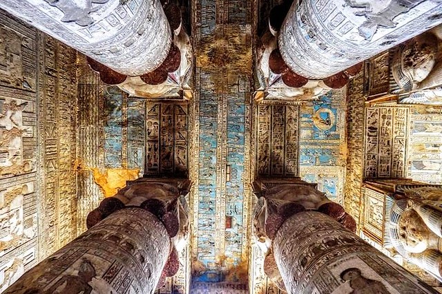 Dendera e Abydos Tour: Escursione da Luxor in Giornata a 2 dei Templi Più Belli e Meno Visitati dell’Egitto