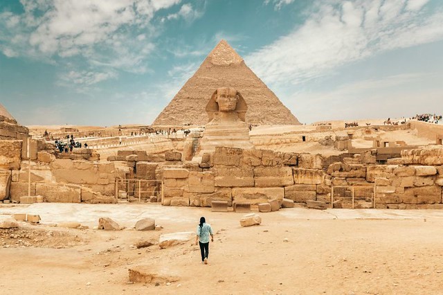 Cairo by Air Tour: Guided Day-Trip to Visit Cairo and Giza Pyramids from Hurghada by Plane