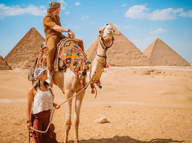 Il Cairo in Bus: Escursione di Gruppo alle Piramidi ed al Cairo da Hurghada in Giornata