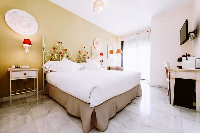 Hotel Doña Manuela: Un Albergo 2 Stelle con Camere Più Ampie della Media