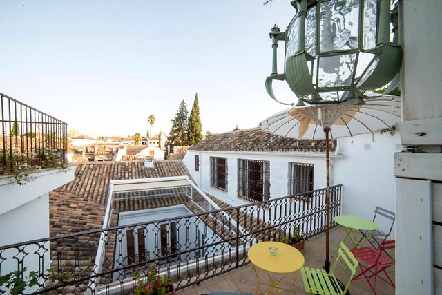 Hotel Madinat: Uno degli Alberghi Più Fascinosi di Córdoba e Comodo per il Parcheggio