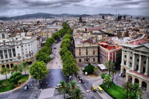 Dall’Italia a Marrakech via Terra Attraversando la Spagna: in Treno da Barcellona a Granada in Andalusia