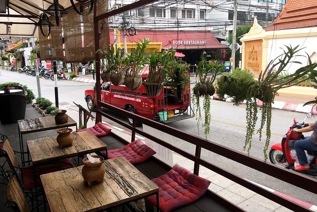 Le 4 Zone Migliori Dove Dormire a Chiang Mai ed i 14 Alberghi Più Belli Le 4 Zone Migliori Dove Dormire a Chiang Mai ed i 14 Alberghi Più Belli