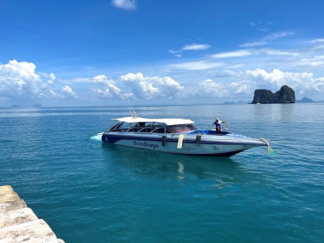 Come Arrivare a Koh Ngai | La Favolosa Isola di Koh Ngai in Thailandia Come Arrivare a Koh Ngai | La Favolosa Isola di Koh Ngai in Thailandia