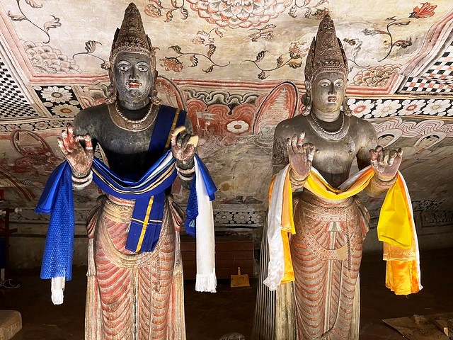 Visitare le Grotte di Dambulla: Cosa Vedere al Dambulla Cave Temple nello Sri Lanka Visitare le Grotte di Dambulla: Cosa Vedere al Dambulla Cave Temple nello Sri Lanka