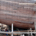 Phinisi Bugis Boats The Phinisi Bugis Boats built at Pantai Bira are similar to the Arabian Dhow