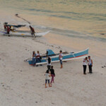Pantai Bira al tramonto Sunset on the Main Beach of Pantai Bira in the Indonesian Island of Sulawesi