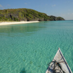 Doppiando il capo settentrionale di Bahuluang appaiono le spiagge... Indonesian Best Beaches are on Pulau Bahuluang off Selayar Island in South Sulawesi