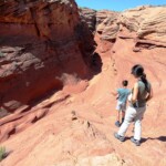 Ci siamo, è qui che si scende Entering Waterholes Canyon near Page in Arizona