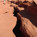 Qualcuno esplora curioso... Looking into Lower Antelope Canyon