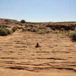 I cairns... Small cairns show the path to the entrance of the Waterholes Canyon near Page in Arizona