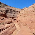 Le pareti si alzano… The Waterholes Canyon Deepens
