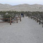Il sole deve ancora sorgere Kelso Dunes Trailhead in the Mojave National Preserve in California