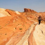 Ormai ci siamo… la Fire Wave è vicina Near the Fire Wave in Valley of Fire State Park in Nevada