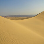 Quasi in cresta… The North Eastern Ridge of Kelso Dunes in the Mojave National Preserve in California
