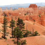 Continuando sul Peek-A-Boo Loop Peekaboo Loop Trail in Bryce Canyon National Park in Utah USA