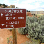 Prendi il Slickrock Cutoff Slickrock Cutoff on Shakespeare Arch and Sentinel Trail in Kodachrome Basin State Park in Utah USA