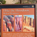 I cartelli esplicativi… Wall of Windows on Peekaboo Loop in Bryce Canyon National Park in Utah