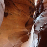 Per diversi tratti… Into the narrowest section of Spooky Slot Canyon in the Dry Fork of Coyote Gulch in Grand Staircase Escalante National Monument