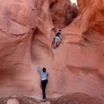 L’entrata di Peek-A-Boo Peekaboo Lower entrance in the Dry Fork of Coyote Gulch in Grand Staircase Escalante NM in Utah USA