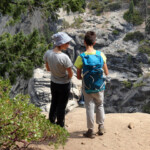 Durante la discesa verso Illilouette Creek presta attenzione... Illilouette Fall Overlook Panorama Trail Yosemite NP California USA