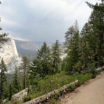 Poco dopo la seconda biforcazione… Panorama Trail going down to Nevada Fall Yosemite NP California USA
