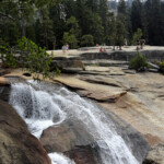 Ora hai due scelte... The Top of Nevada Fall Yosemite NP CA USA