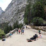 E’ un buon posto per un’ultima sosta Top of Vernal Fall Yosemite NP CA USA