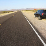 L’inizio della Titus Canyon Road Start of Titus Canyon Road on Daylight Pass Road 6 miles west of Beatty Nevada