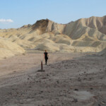Siamo ora sul fondo Near the first intersection of Badlands Loop Death Valley National Park California USA