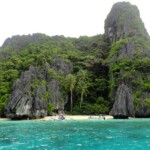 Ed eccola Entalula... Approaching Entalula Island, El Nido, Palawan, Philippines
