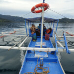 E’ una grande barca a doppio bilanciere con 2 persone di equipaggio... Island Hopping Tour in the Bay of Port Barton, Palawan, Philippines