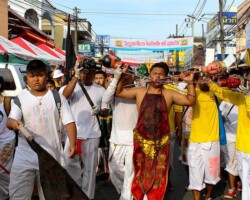Festival Vegetariano di Phuket Festival Vegetariano di Phuket